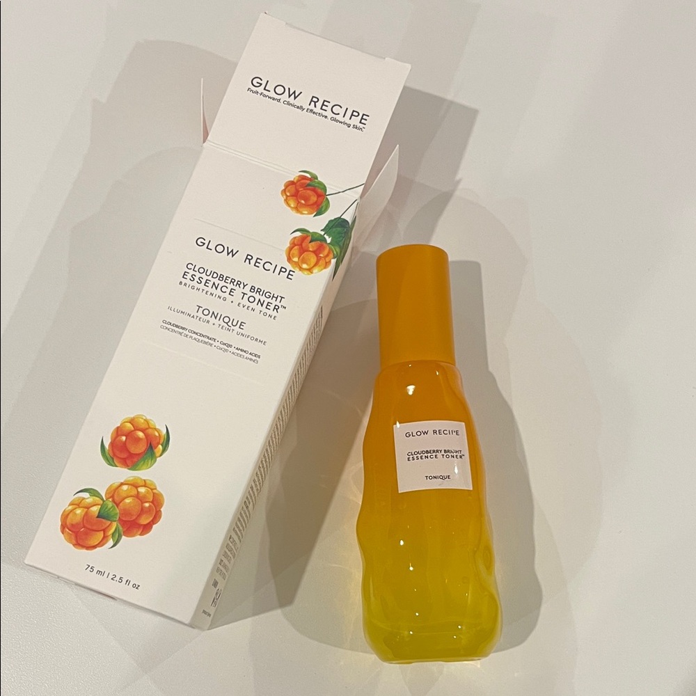 Glow Recipe Cloudberry bright essence toner